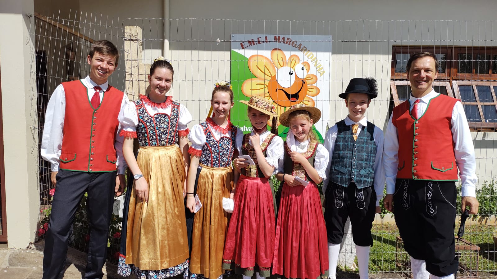 WhatsApp Image 2021-10-15 at 11.55.52.jpeg