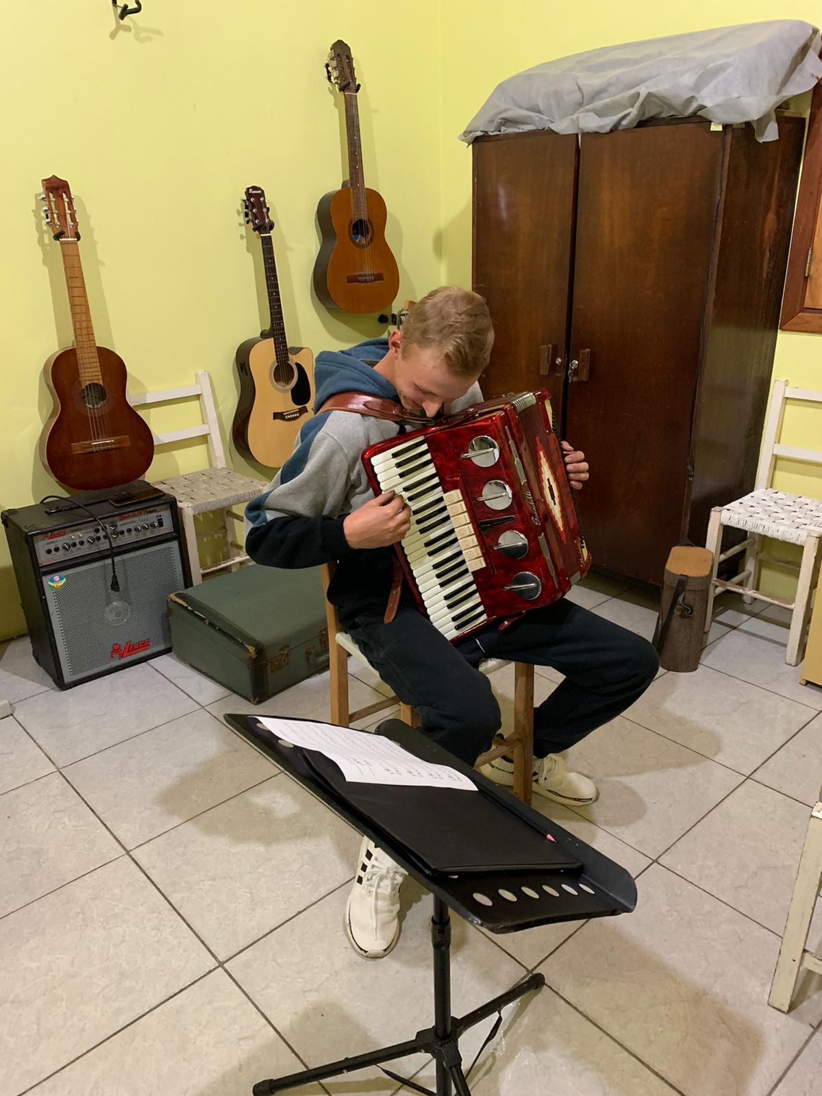 WhatsApp Image 2022-04-27 at 13.43.54.jpeg